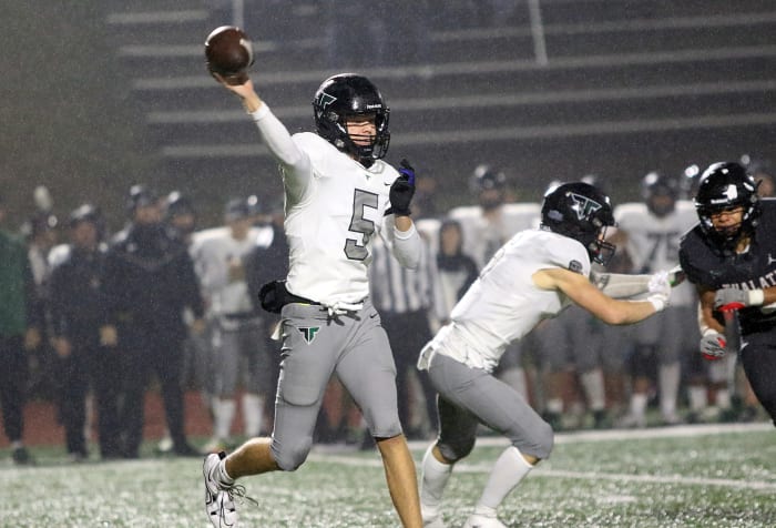 Tualatin Tigard football Oregon October 28 2022 Dan Brood 31